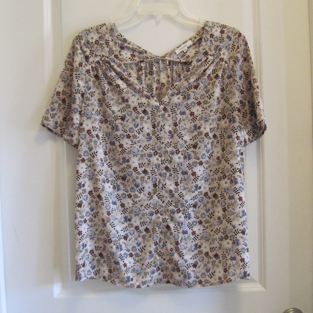 Pleione Front and Back V-Neck Blouse